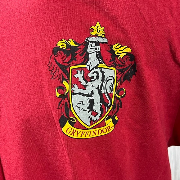 Harry Potter Griffendor Tee - Picture 3 of 4